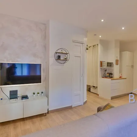 Carre D'or 2p A Deux Pas De La * Nice